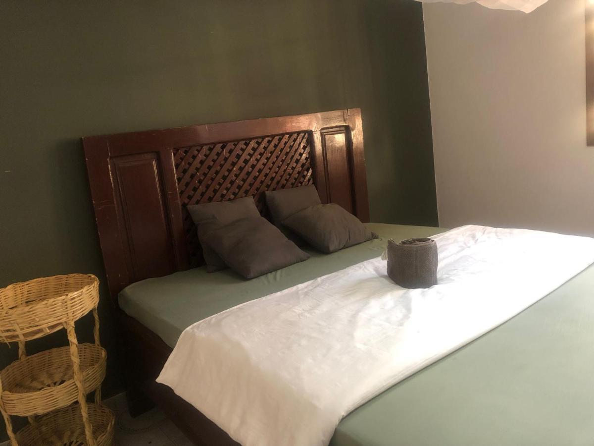Safari Adventures-House Bed and Breakfast Arusha Exteriör bild