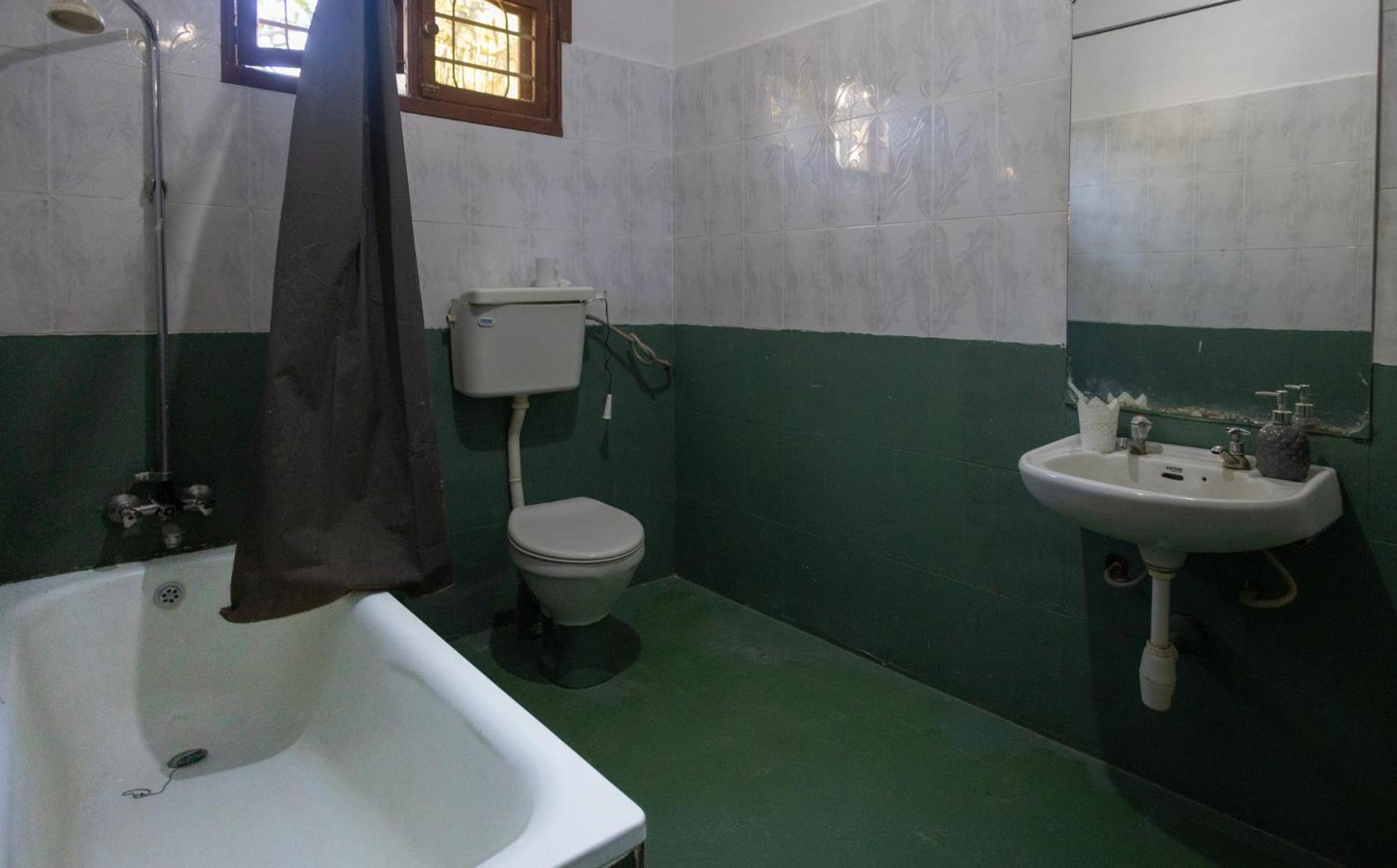Safari Adventures-House Bed and Breakfast Arusha Exteriör bild