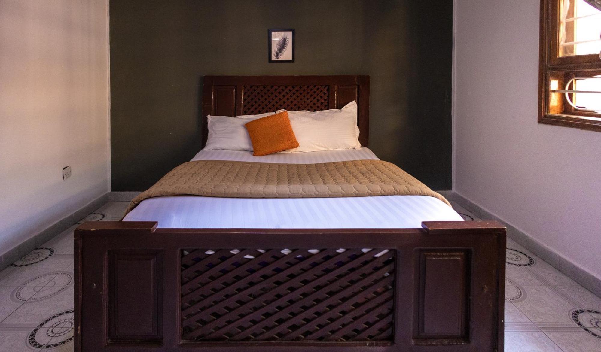 Safari Adventures-House Bed and Breakfast Arusha Exteriör bild